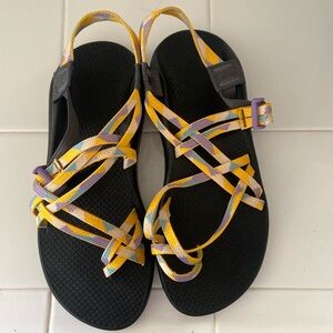 Brand new, never worn Zx2 classic chacos